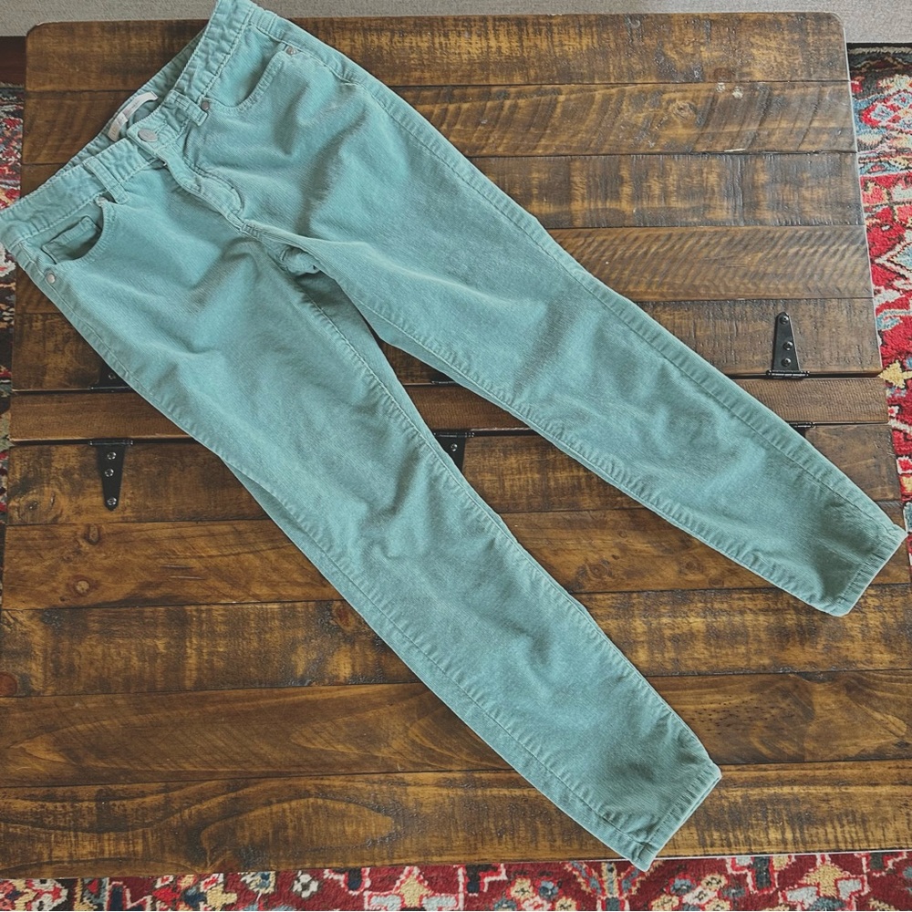 Lauren Conrad Green Lightweight Corduroy Pants